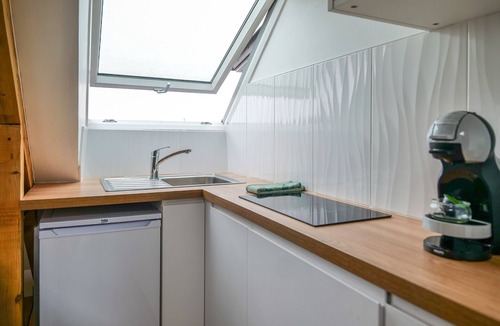 La Fayette-Eble Apartment | Bright Apartment - City View - Sleeps 2