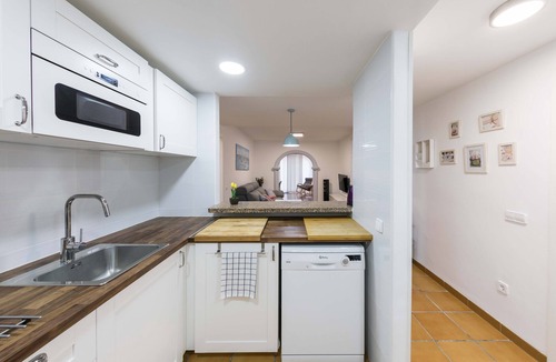 El Albir House | Bright apartment with a large pool near the mountains and the sea