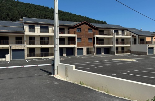 Formigueres Apartment | BRIGHT APARTMENT FORMIGUERES