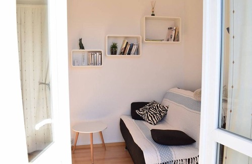 Trebeurden Apartment | Bright apartment for 2, Trébeurden center, near beach, pets allowed