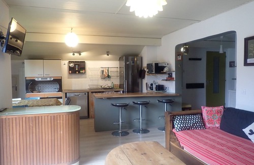 Barcelonnette Apartment | Bright apartment 6/8 people overlooking Barcelonnette. Panoramic View.