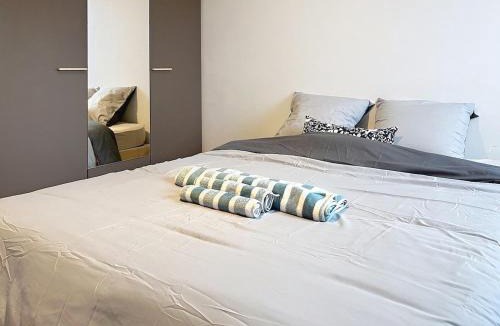 Marcq-en-Baroeul Apartment | Bright apartment 10 min from Lille 4 people