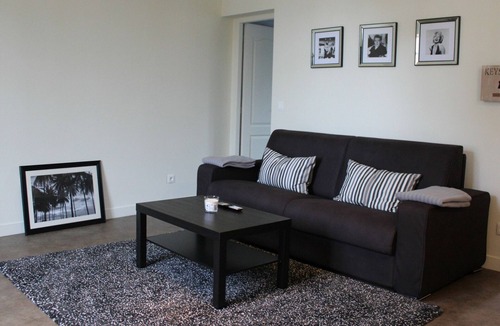 Briey Apartment | "Bright Apartment in Central Briey – Near Lake, Shops & Le Corbusier Site"