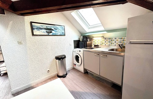 Dalby Apartment | Bright apartment ideal for 4 in Nantes