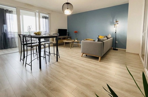 Tours Apartment | Bright apartment in a new building with garage