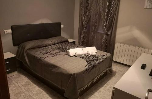 Barbastro Apartment | Bright apartment in Barbastro, 70m², parking included