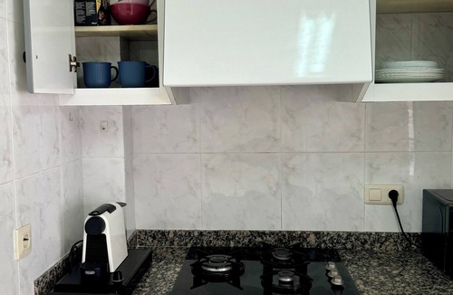 Sant Carles de la Rapita Apartment | Bright apartment in maritime zone