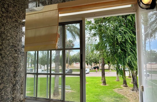 Sant Carles de la Rapita Apartment | Bright apartment in maritime zone
