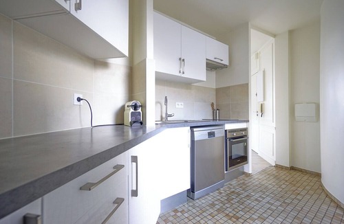 Auteuil Apartment | Bright apartment in Paris with balcony