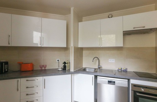 Auteuil Apartment | Bright apartment in Paris with balcony