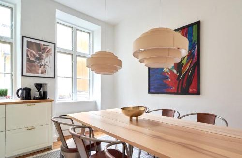 Copenhagen City Centre Apartment | Bright Apartment in the Old Town of Copenhagen