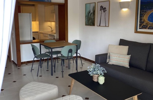 Golden Mile Apartment | Bright apartment on the second line of the beach, with a large terrace