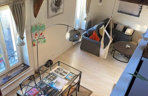 La Villette Apartment | Bright apartment - view of the Eiffel Tower
