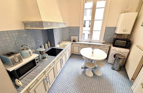 Viarme Apartment | Bright apartment with a private balcony