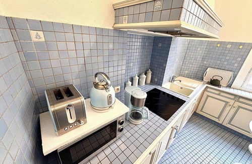 Viarme Apartment | Bright apartment with a private balcony