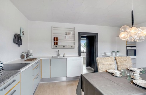 Snedsted Apartment | Bright apartment with whirlpool in a quiet location.