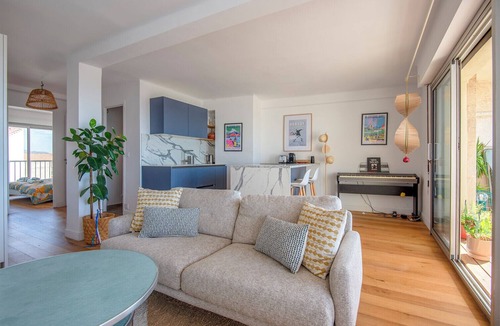 Endoume Apartment | Bright apartment with a sea view