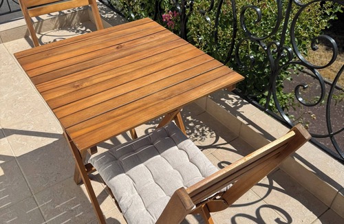 Montlucon Apartment | Bright apartment with garden
