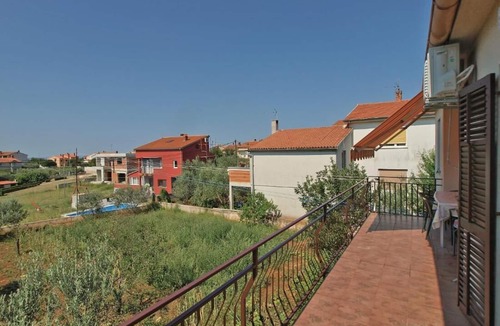Galizana Apartment | Bright apartment with garden and balcony