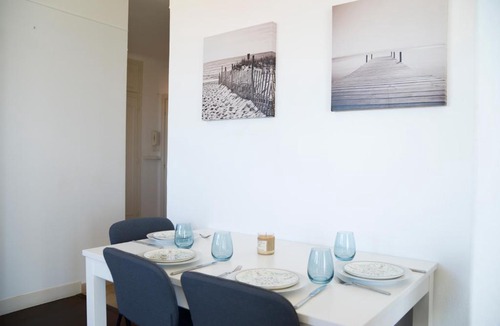 La Californie Apartment | Bright Apartment with Sea View