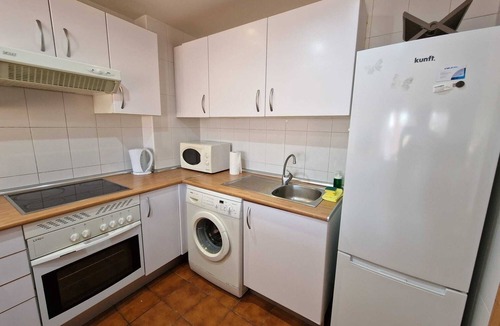 Algete Apartment | Bright apartment with terrace