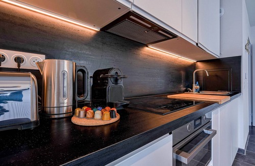 Chessy Apartment | Bright apartment with terrace and parking near Disneyland Paris