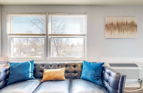 Mishawaka Apartment | Bright apartment with well-equipped kitchen