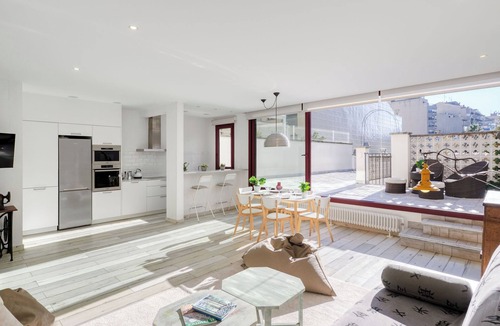 Figueres House | Bright & Artistic by Interhome