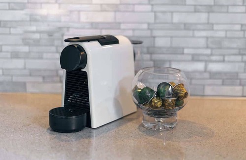 North Bondi Apartment | Bright beachfront studio with terrace & aircon