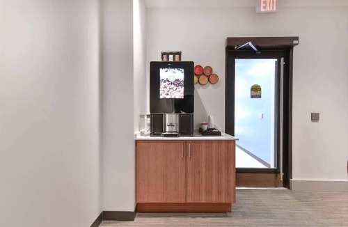 Chinatown Apartment | Bright Boston Studio | Financial district | Beacon hill