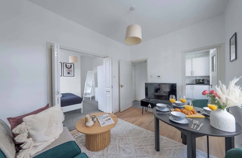 Fitzrovia Apartment | Bright Central 1BR 1BA steps from Oxford Street