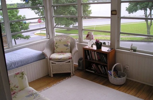 Island Heights Cottage | Bright, Charming River-Front Cottage, available monthly - 3 BR-2 Bath