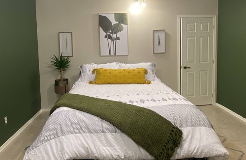 Sault Ste. Marie Apartment | Bright cheerful unit