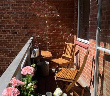 Frederiksberg Apartment | Bright, child-friendly, balcony, 50 meters from the subway