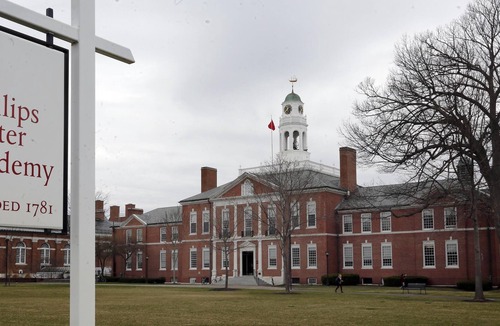 Stratham Apartment | Bright Clean Comfortable Apartment/Studio Sleeps 4