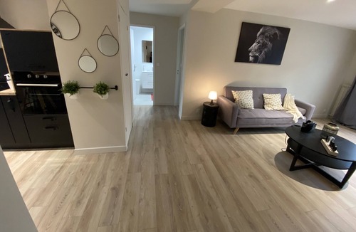 La Valette-du-Var Apartment | Bright, comfortable apartment near the beach