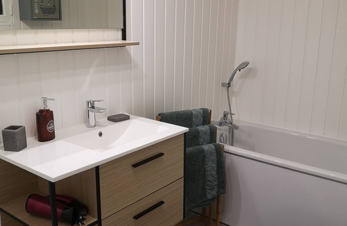 Cany-Barville Apartment | Bright, comfortable family duplex