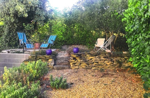 Limoux Villa | Bright comfortable Limoux Villa. Private Garden, Modern kitchen, Strong Wifi