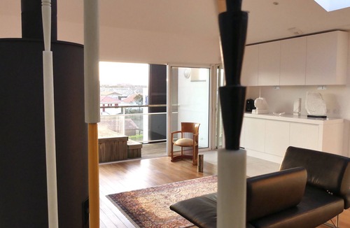 Contis-les-Bains Apartment | Bright contemporary suite, Contis Plage center, close to beaches and forests.