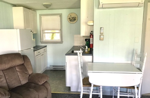 Tisbury Condo | Bright condo w Pool, walking distance to town!