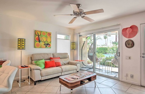 Tahquitz River Estates Condo | Bright Condo: Walk to DT, Art Museum & Trails