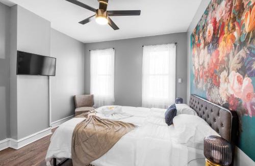 Norris Square Apartment | Bright Corner Flat near Transit and Trails