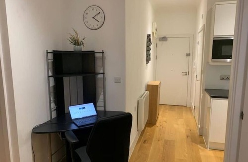 Fairfield Apartment | Bright & Cosy Flat | Perfectly Located