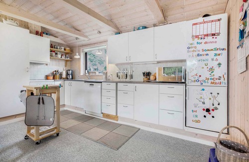 Haslevgarde House | Bright cottage 300 m from the beach