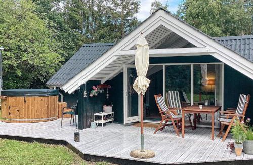 Øksenmølle House | Bright Cottage with Hot Tub - By Traum Ferienwohnungen