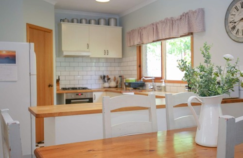 Bright House | BRIGHT COUNTRY HOME: Bright