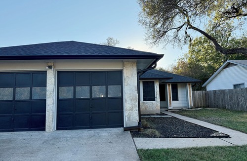 Cedar Park House | Bright & Cozy 3-bedroom Family Stay with Arcade in Cedar Park
