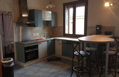 Serignan Apartment | Bright, cozy, air-conditioned, family Apt. 80M2, 3 bedrooms, private garage