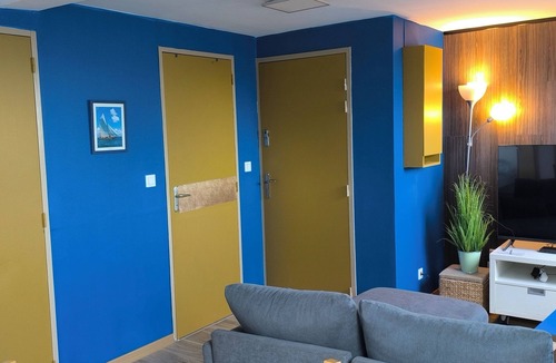 Saint-Nazaire Apartment | Bright, cozy apartment close to all amenities.