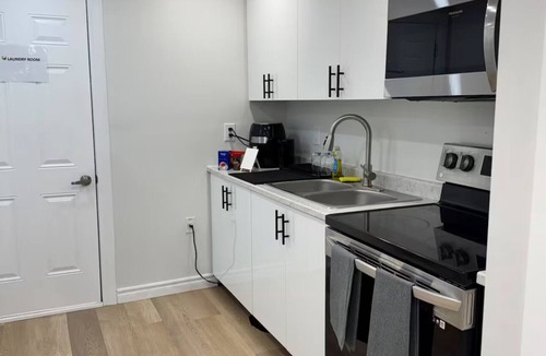 Thorold Apartment | Bright, cozy private Lower Level unit with a separate entrance.
